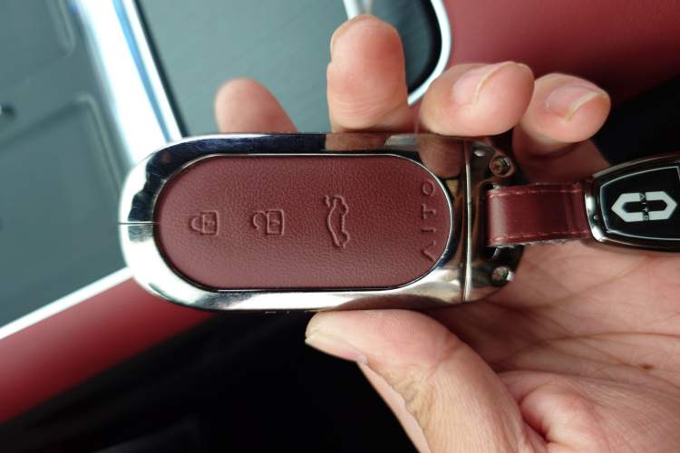 Used Hima AITO M5 2025 Extended-Range Ultra All-Wheel-Drive Version Vehicle Key