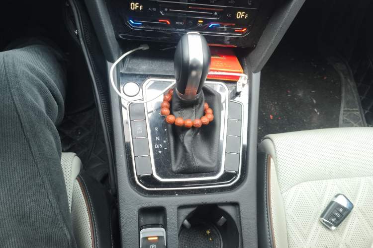 Used Volkswagen Magotan 2023 2 Million Units Commemorative Edition 330TSI DSG Luxury Version
