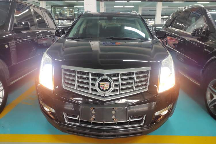 Used Cadillac SRX 2014 3.0L Leading Model Front
