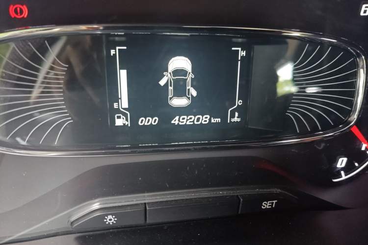 Used Baojun 510 2017 1.5L Manual Luxury Model Odometer Close Up