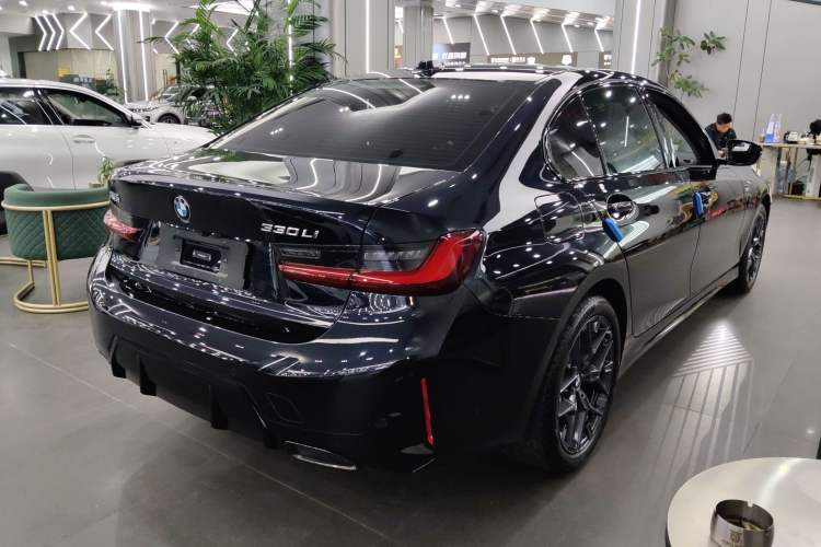 Used BMW 3 Series 2025 330Li M Sport Shadowline Package Rear Right 45 Deg