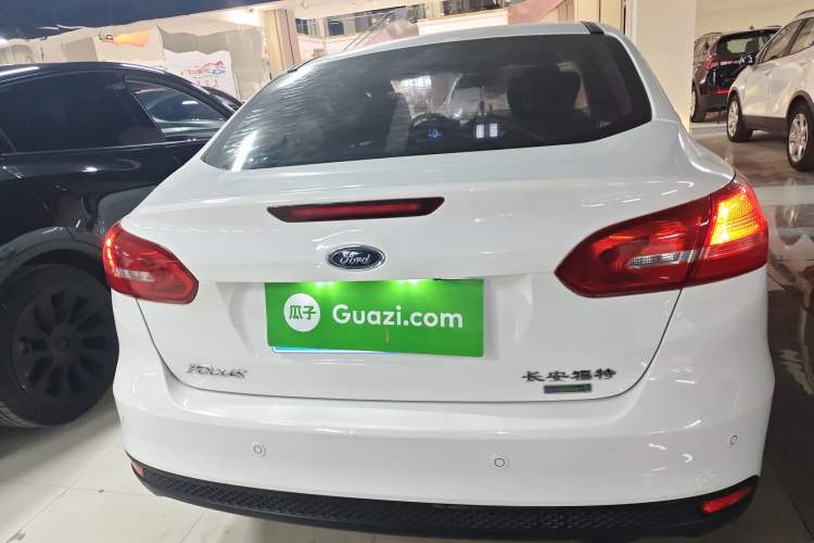 Used Ford Focus 2015 Sedan EcoBoost 180 Automatic Elite Model