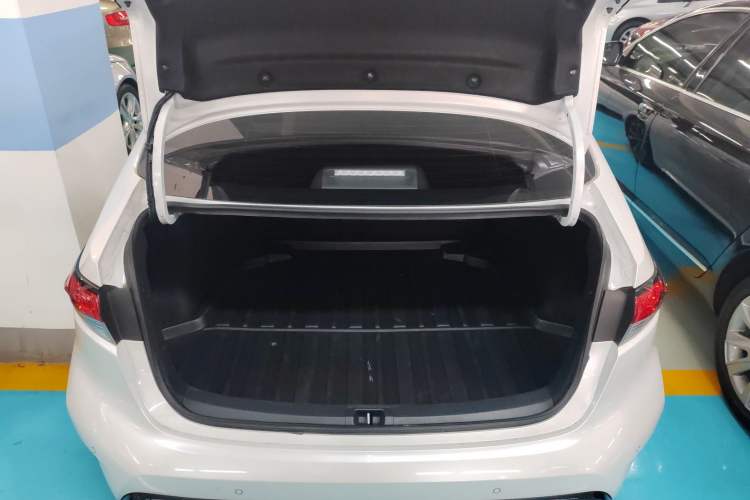 Used Toyota Levin 2021 185T CVT Sport Edition Trunk