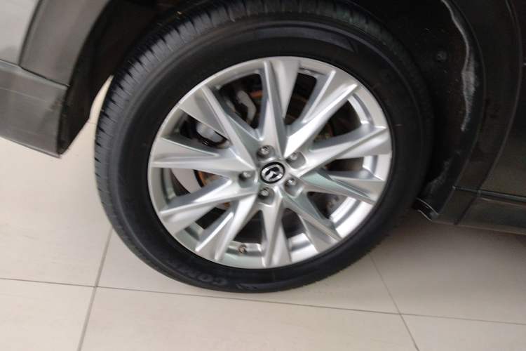 Used Mazda CX-8 2019 2.5L Two-Wheel Drive Prestige Version Exterior 5