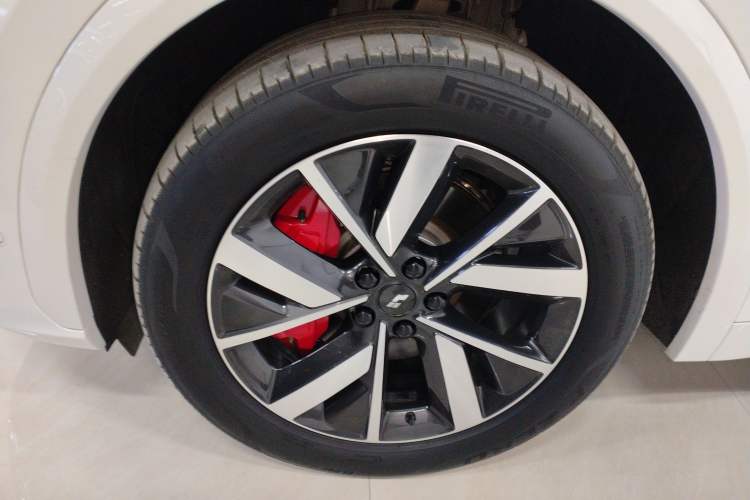 Used Li Auto L8 2023 Air model