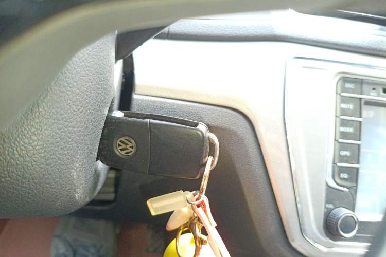 Used Volkswagen Gran Lavida 2015 1.6L Automatic Comfort Edition
