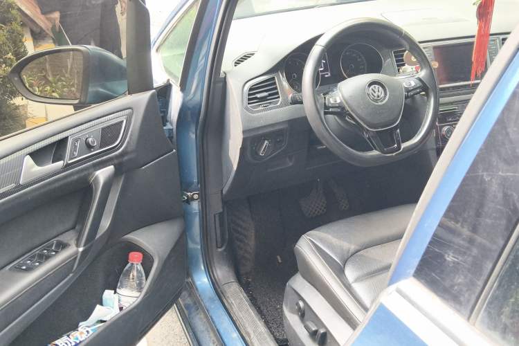 Used Volkswagen Golf Sportsvan 2016 280TSI Automatic Flagship Model Driver Seat