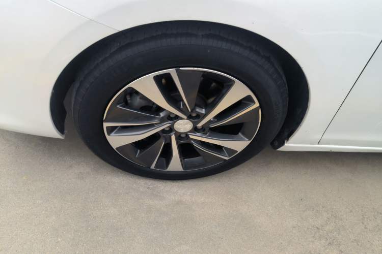 Used Peugeot 408 2020 360THP 10th Anniversary Edition Left Front Wheel Hub