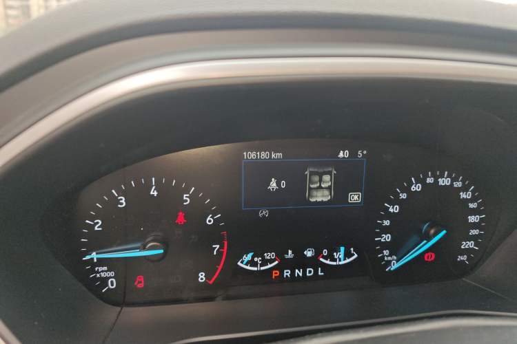 Used Ford Focus 2019 Sedan EcoBoost 125 Automatic Trendy Model China VI Standard
