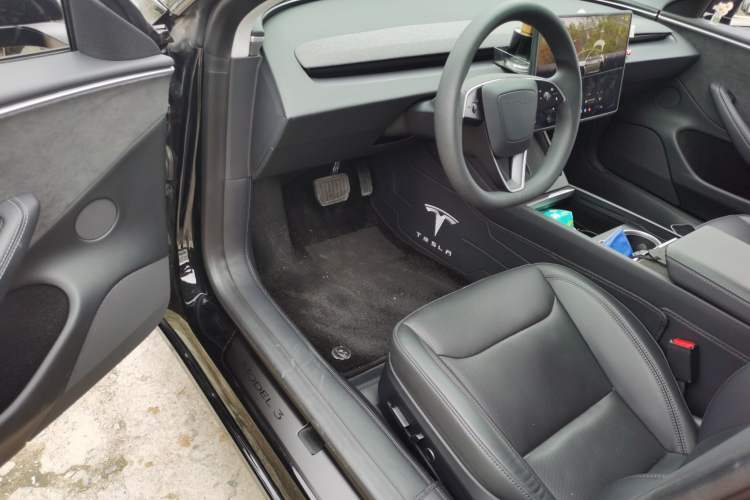 Used Tesla Model 3 2023 Long-Range All-Wheel-Drive Version Driver Seat