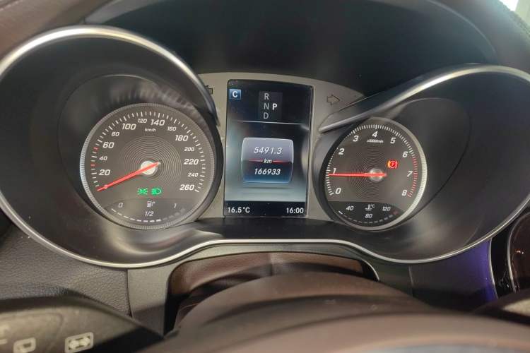 Used Mercedes-Benz GLC 2016 GLC 260 4MATIC Dynamic Edition