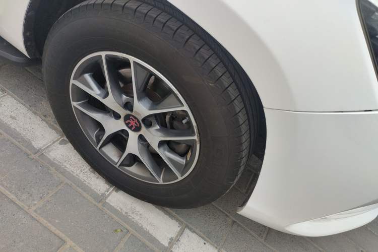 Used BYD Song 2016 Gaishi Edition 1.5TI Manual Haoya Model