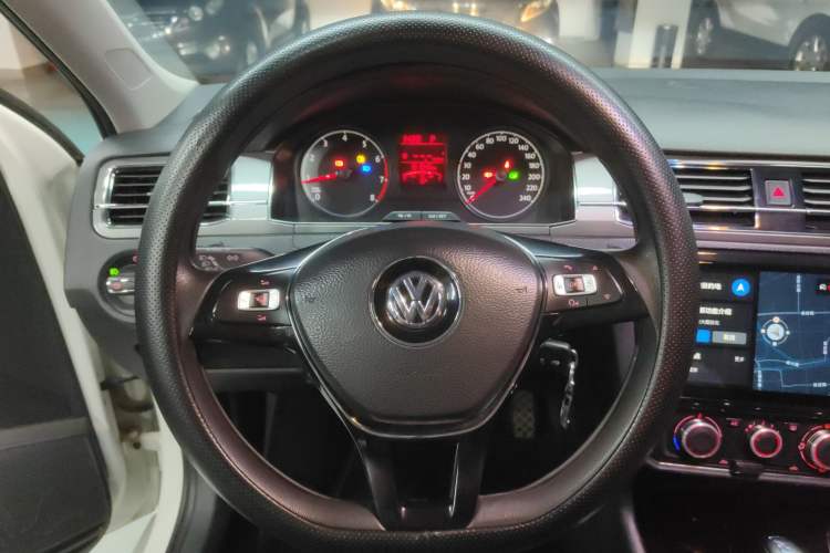 Used Volkswagen Santana 2018 1.5L Automatic Comfort Edition Steering Wheel