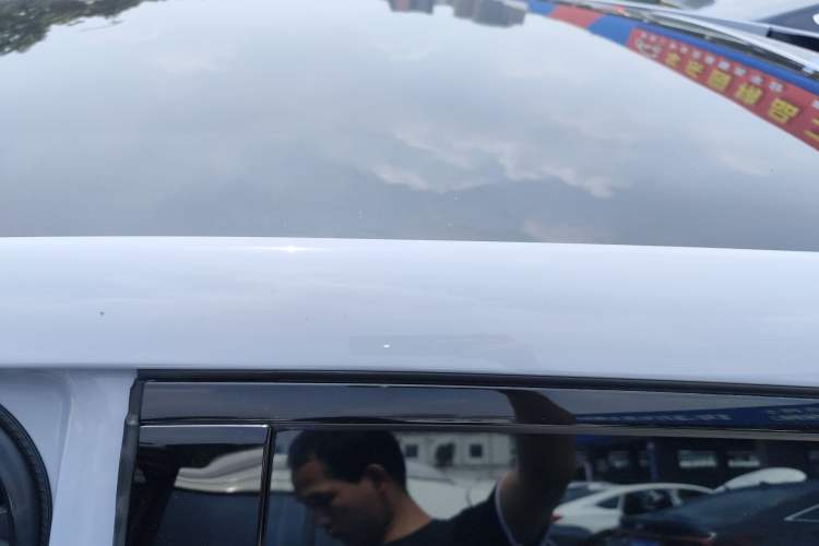 Used Venucia V 2021 260T Idol Edition