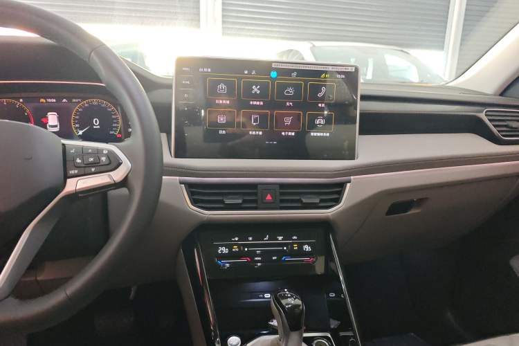 Used Volkswagen Tayron 2023 330TSI Two-Wheel-Drive Luxury Plus Advanced Version