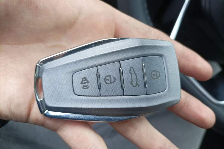 Used Geely Auto Vision X6 2020 1.4T CVT Luxury Edition