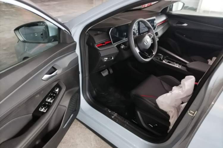 Used Geely Auto Binray 2024 Binrui COOL 1.5T DCT Longteng Edition
