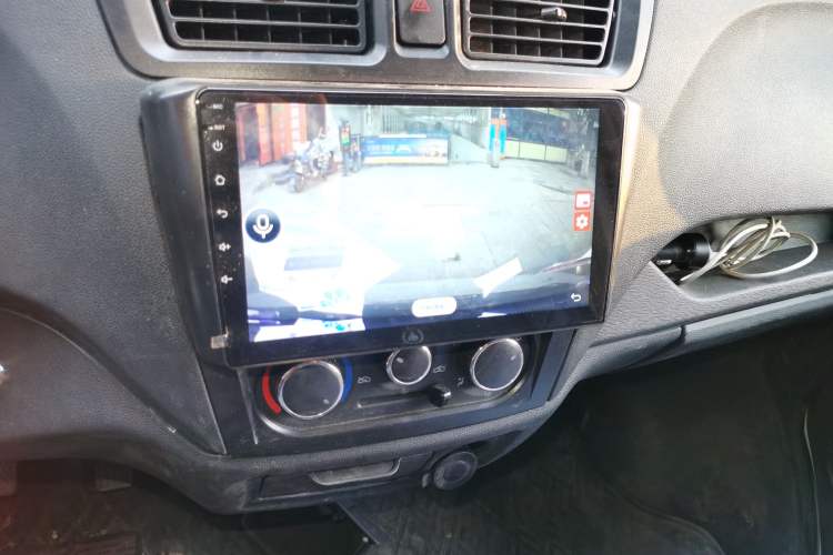 Used CHANGAN KAICHENG Ruixing M60 2020 1.5L Standard Version China VI Van with 5 Seats Equipped with DAM15KR
