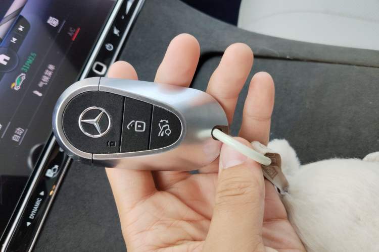 Used Mercedes-Benz EQE 2022 350 Luxury Edition Vehicle Key