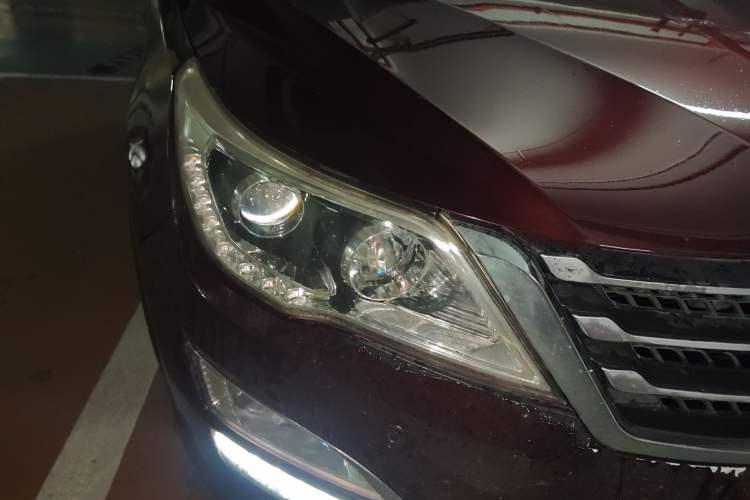 Used Baojun 560 2015 1.8L manual luxury version