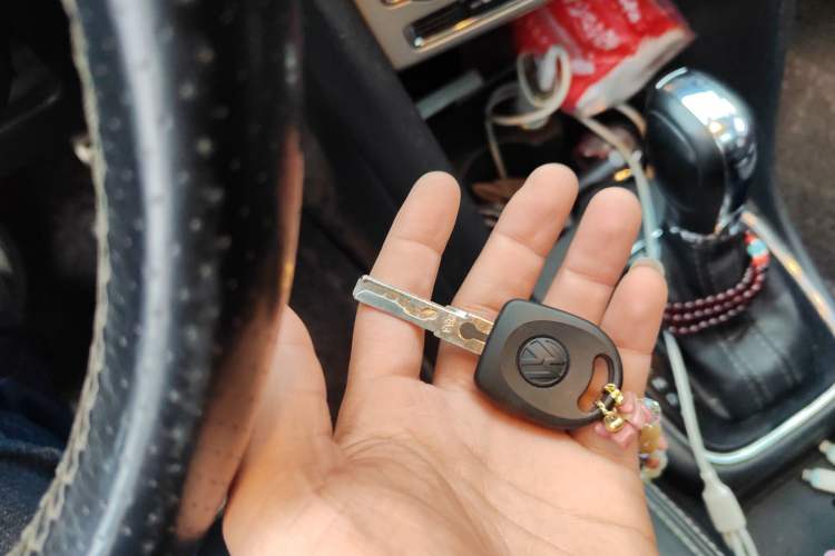 Used Volkswagen Polo 2016 1.6L Cross Polo Automatic Vehicle Key