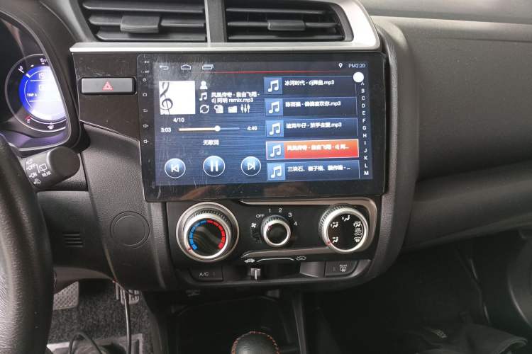 Used Honda Fit 2018 1.5L CVT Trendy Run+ Edition Audio And AC Panel