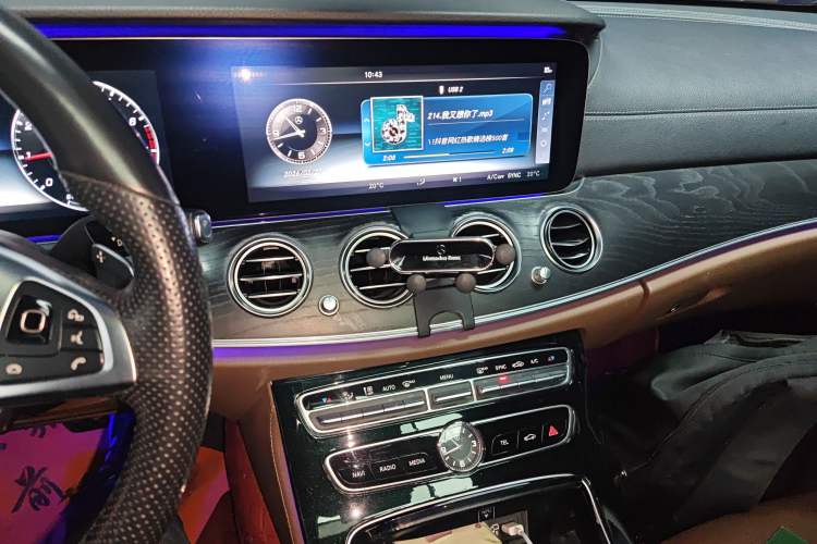 Used Mercedes-Benz E-Class 2016 E 200 L Sport Edition
