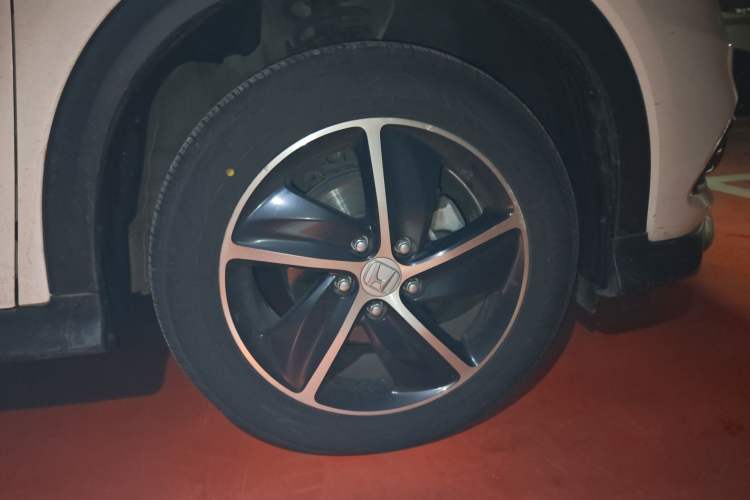 Used Honda Vezel 2020 1.5L CVT Pioneer Edition Right Front Wheel Hub