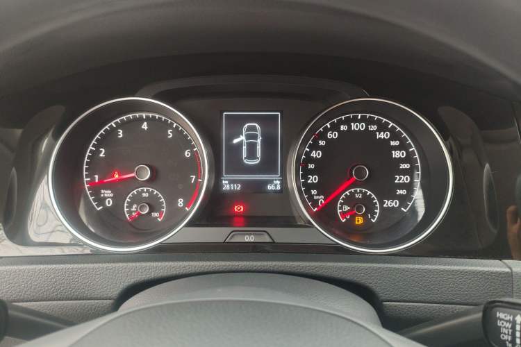 Used Volkswagen Golf 2019 1.6L Automatic Fashion Model China V Standard