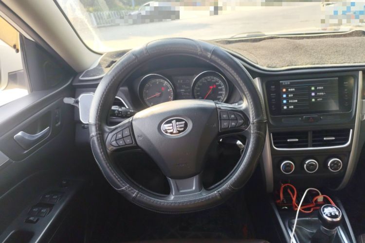 Used Bestune B30 2016 1.6L manual luxury version Steering Wheel