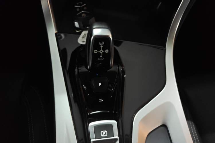 Used Lynk & Co 01 2019 2.0T Two-Wheel-Drive Pro Version China VI Standard