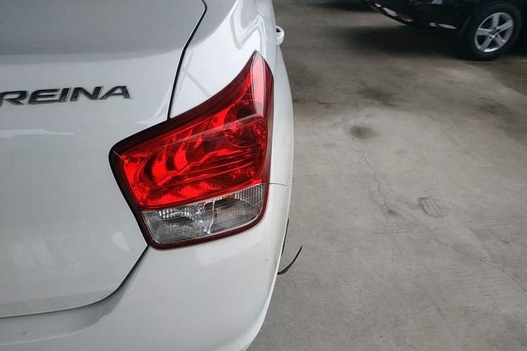 Used Hyundai Verna (older generation) 2017 1.4L Manual Refreshed Version China VI Standard
