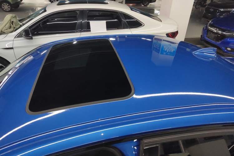 Used BMW 3 Series 2019 320i M Sport Package Roof