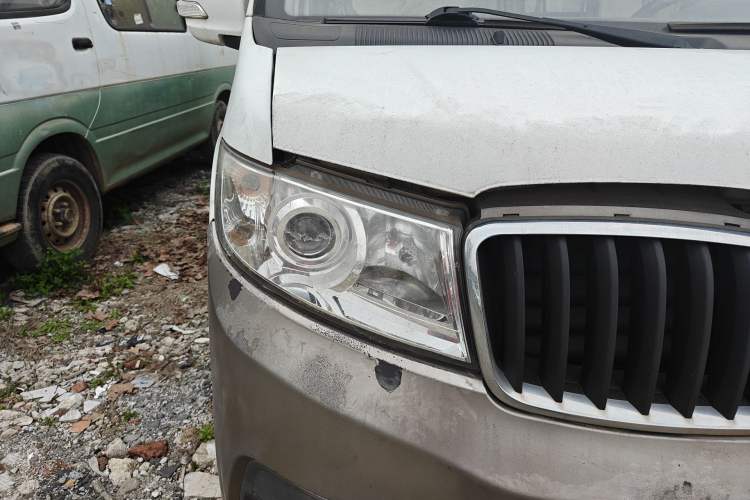 Used Jinbei New Hiace X30L 2016 1.5L Wealth Edition DLCG14 Right Front Headlight