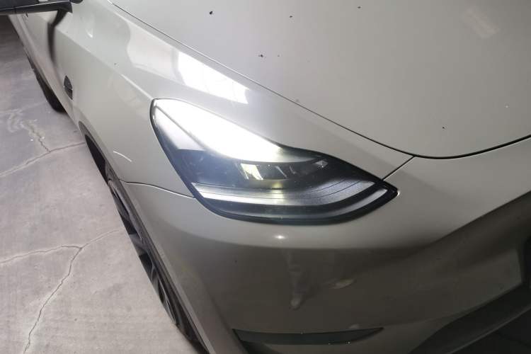 Used Tesla Model Y 2022 Rear-Wheel-Drive Version
