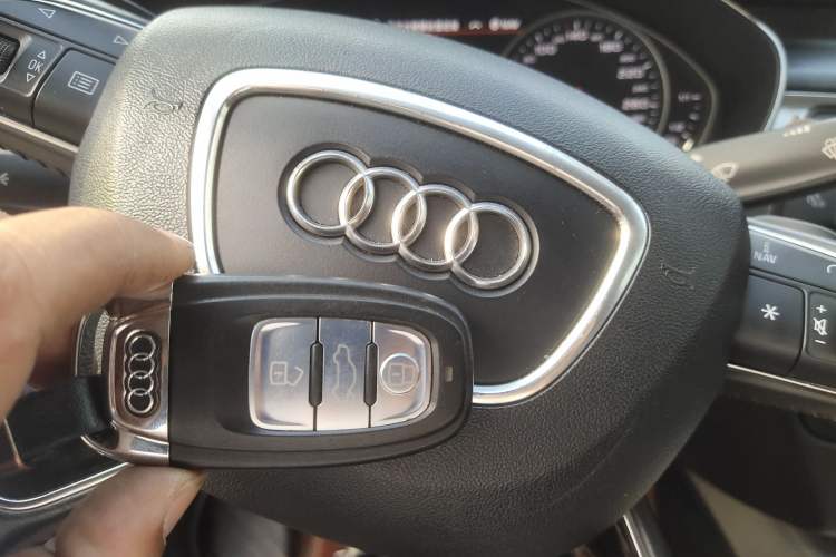 Used Audi A6L 2018 30th Anniversary Edition 35 TFSI Fashion Model