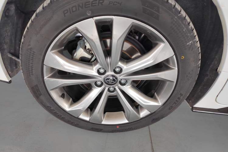 Used Toyota SIENNA 2024 2.5L Hybrid Prestige Deluxe Edition