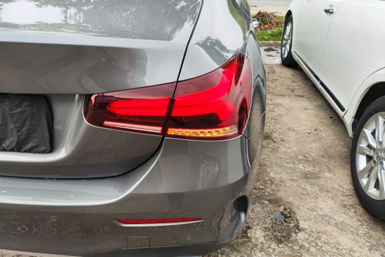 Used Mercedes-Benz A-Class 2022 Revised Version A 200 L Sport Sedan Fashionable Style Exterior 1