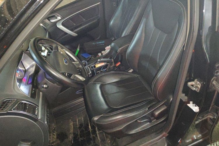 Used Geely Auto Emgrand 2015 Sedan 1.5L CVT Upward Version
