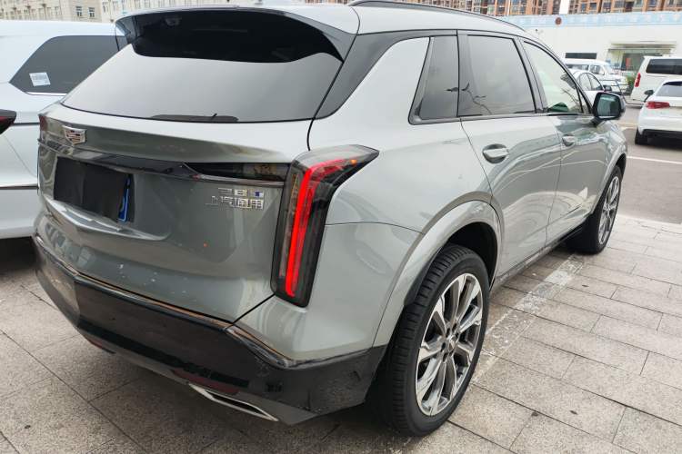 Used Cadillac XT5 2025 2.0T Platinum Edition
