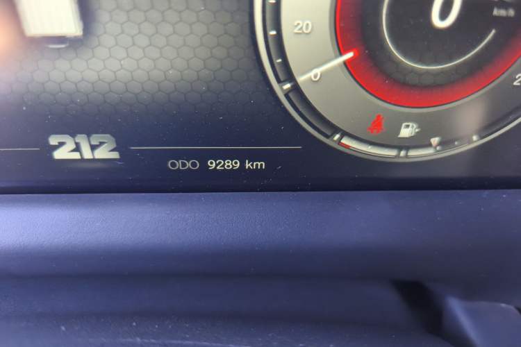 Used 212 T01 2024 2.0T Mechanic