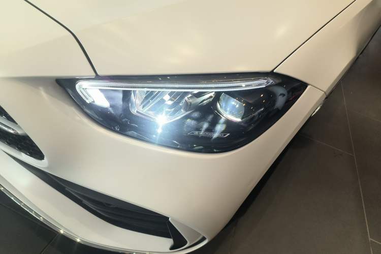 Used Mercedes-Benz C-Class 2025 Facelift C 260 L Sport Edition
