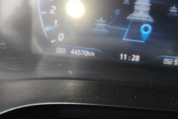 Used JMC Yuhu 9 2019 2.0T Automatic Gasoline Two-Wheel Drive Comfort Edition Odometer Close Up