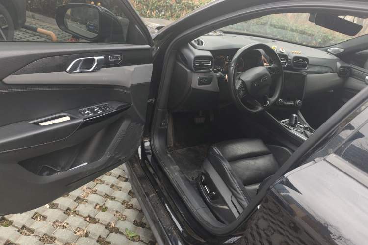 Used Lynk & Co 03 2022 2.0TD DCT JingPro
