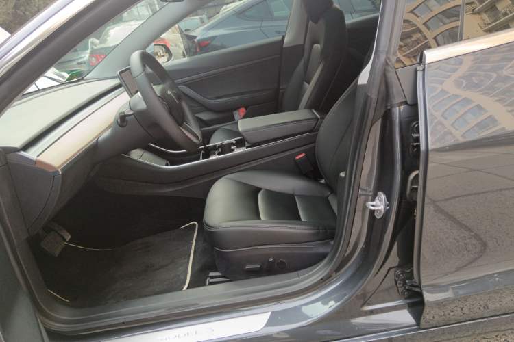 Used Tesla Model 3 2019 Standard Range Rear-Drive Upgraded Version
