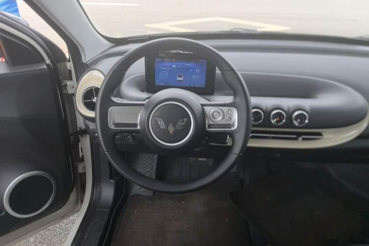 Used Wuling Bingo 2024 203km Light Edition
