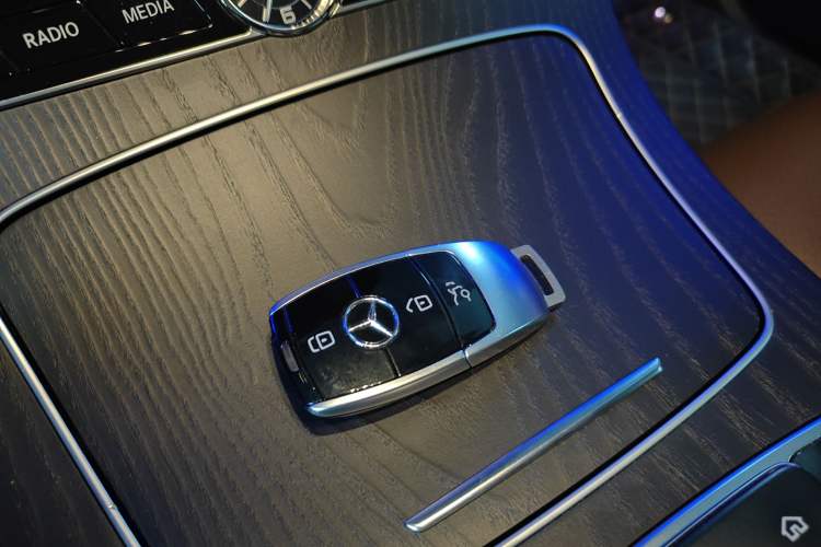 Used Mercedes-Benz E-Class 2019 Restyled E 300 L Sport Luxury Edition