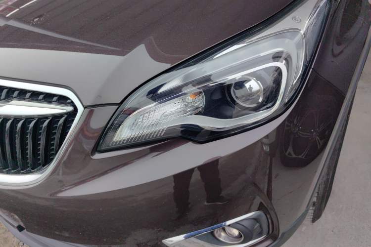 Used Buick Envision 2018 20T Two-Wheel-Drive Leading Model