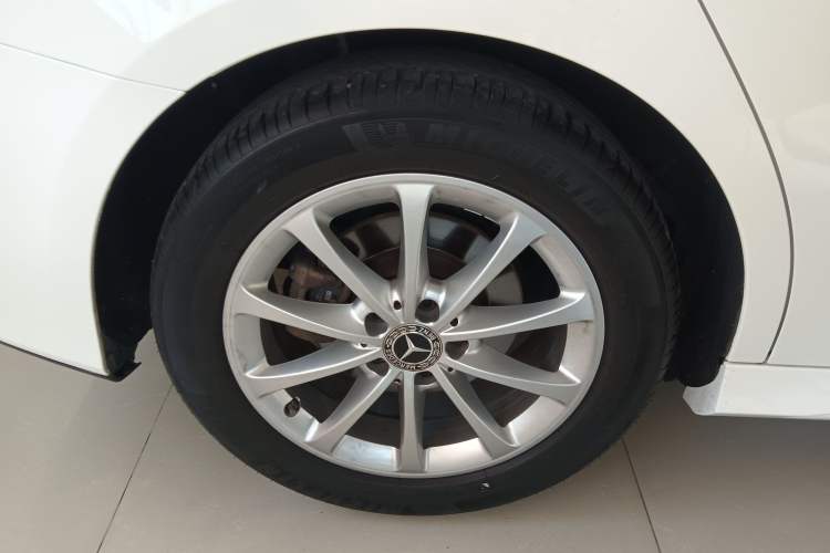 Used Mercedes-Benz A-Class 2021 A 200 L Sport Sedan Fashion Model