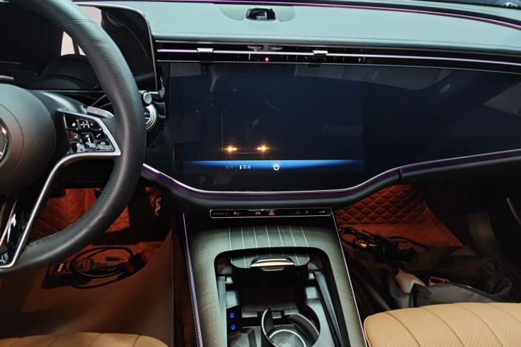 Used Mercedes-Benz E-Class 2026 E 300 L Luxury Audio And AC Panel